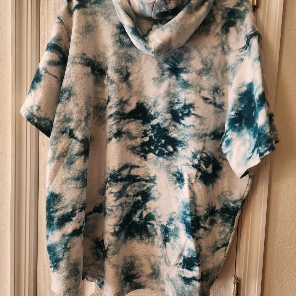 Mens Blue/green & white tie dye short sleeve sweatshirt size XL/XG (46-48) - Picture 2 of 3